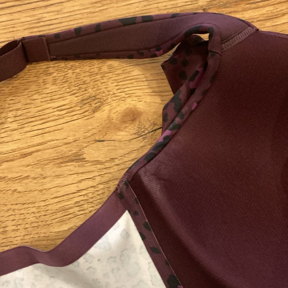 Victorias Secret Knockout Front Close Sports Bra 38DDD - Picture 6 of 6